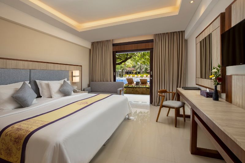 Phòng Grand Deluxe Cạnh Hồ bơi tại khách sạn Grand Inna Kuta Bali