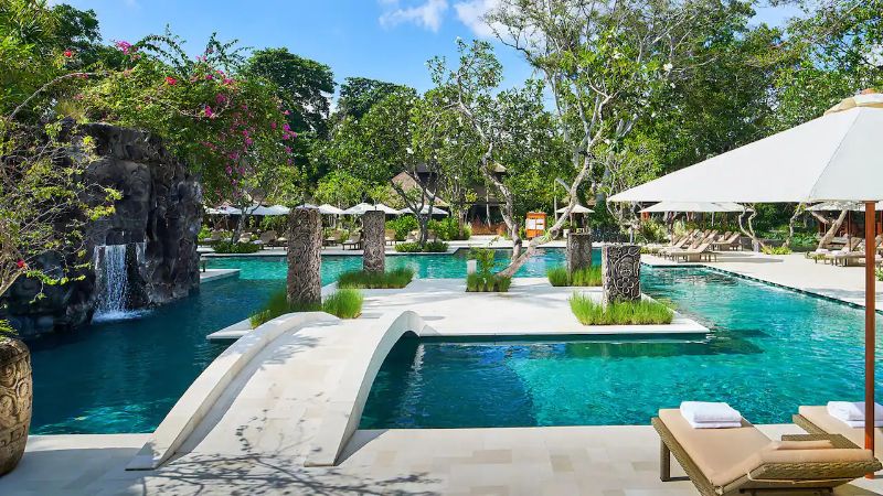 Hồ bơi tại khách sạn Hyatt Regency Bali