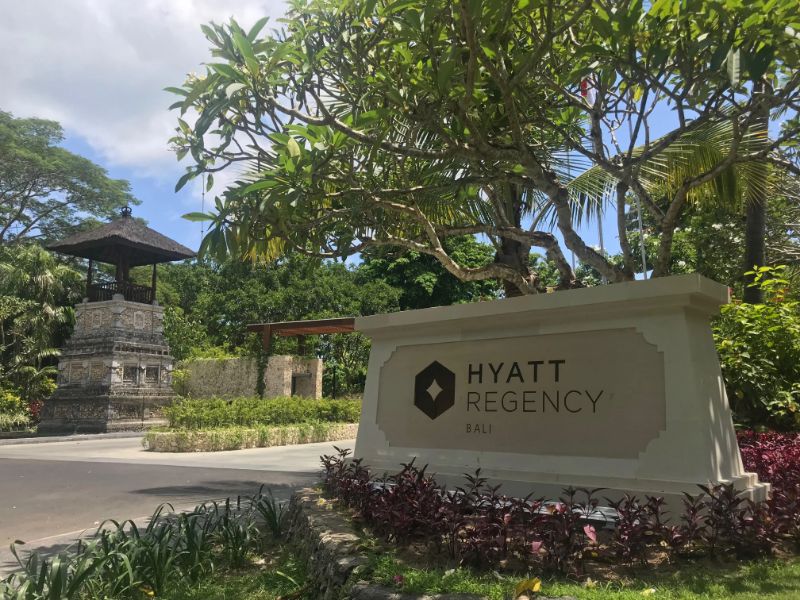 Cổng khách sạn Hyatt Regency Bali